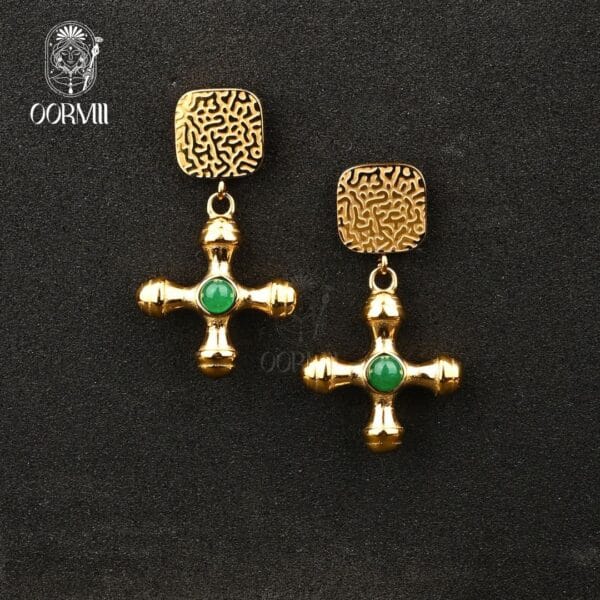 Lucente Emerald Cross Earrings