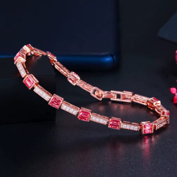 Square shape bracelet Red