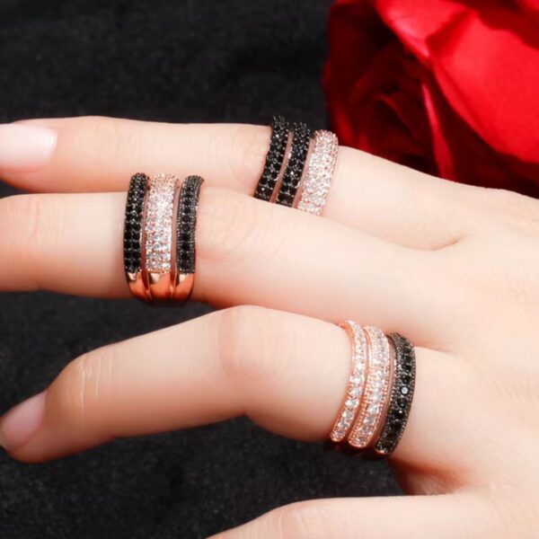 Midnight Spark Trio Rings - Image 3